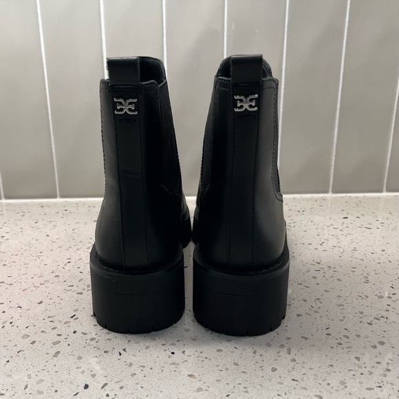 Sam Edelman NWOT Josha Black Leather Chelsea Booties 7.5 M - Picture 8 of 11